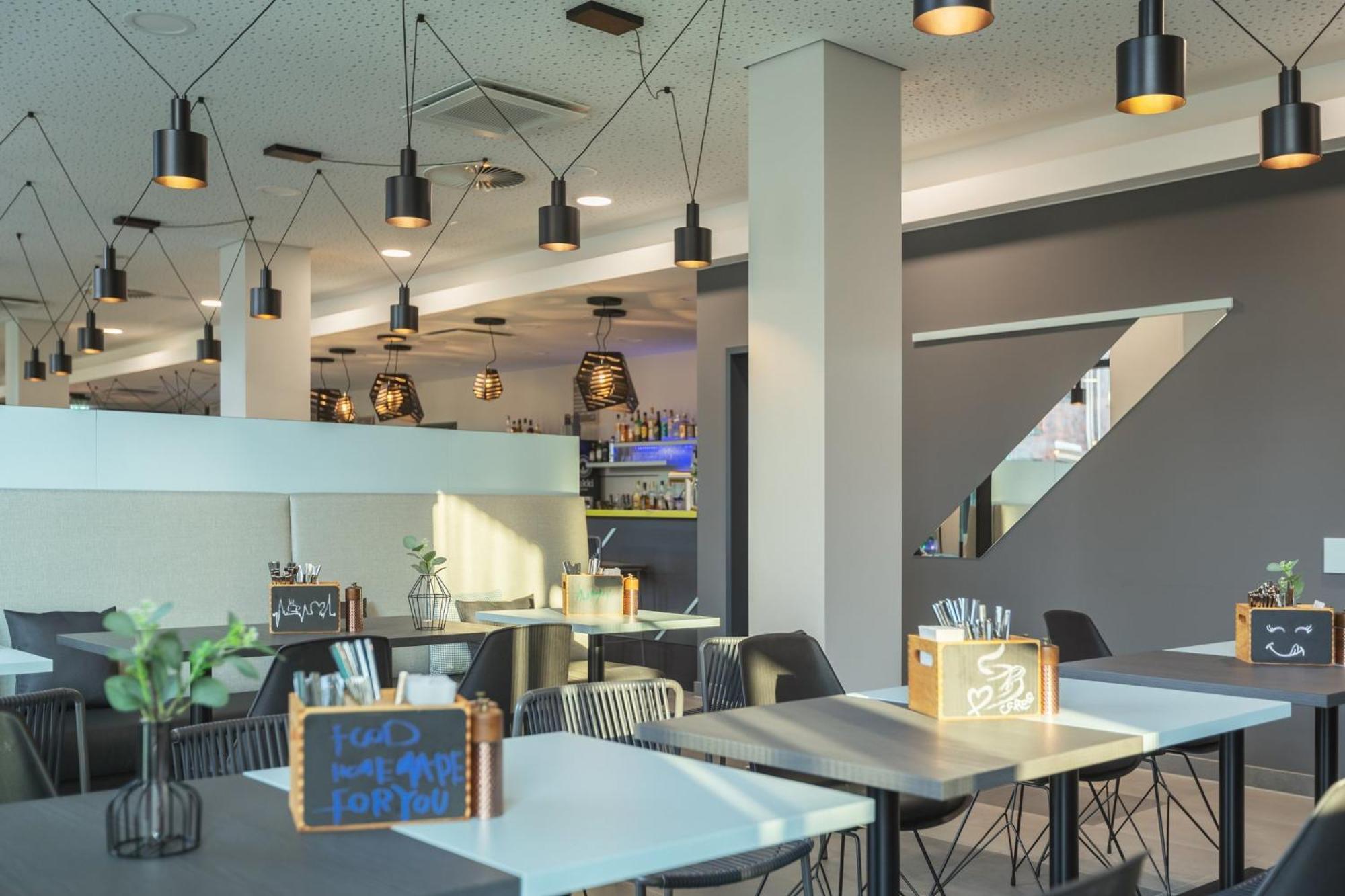 Holiday Inn - The Niu, Seven Dusseldorf Ost By Ihg Ngoại thất bức ảnh